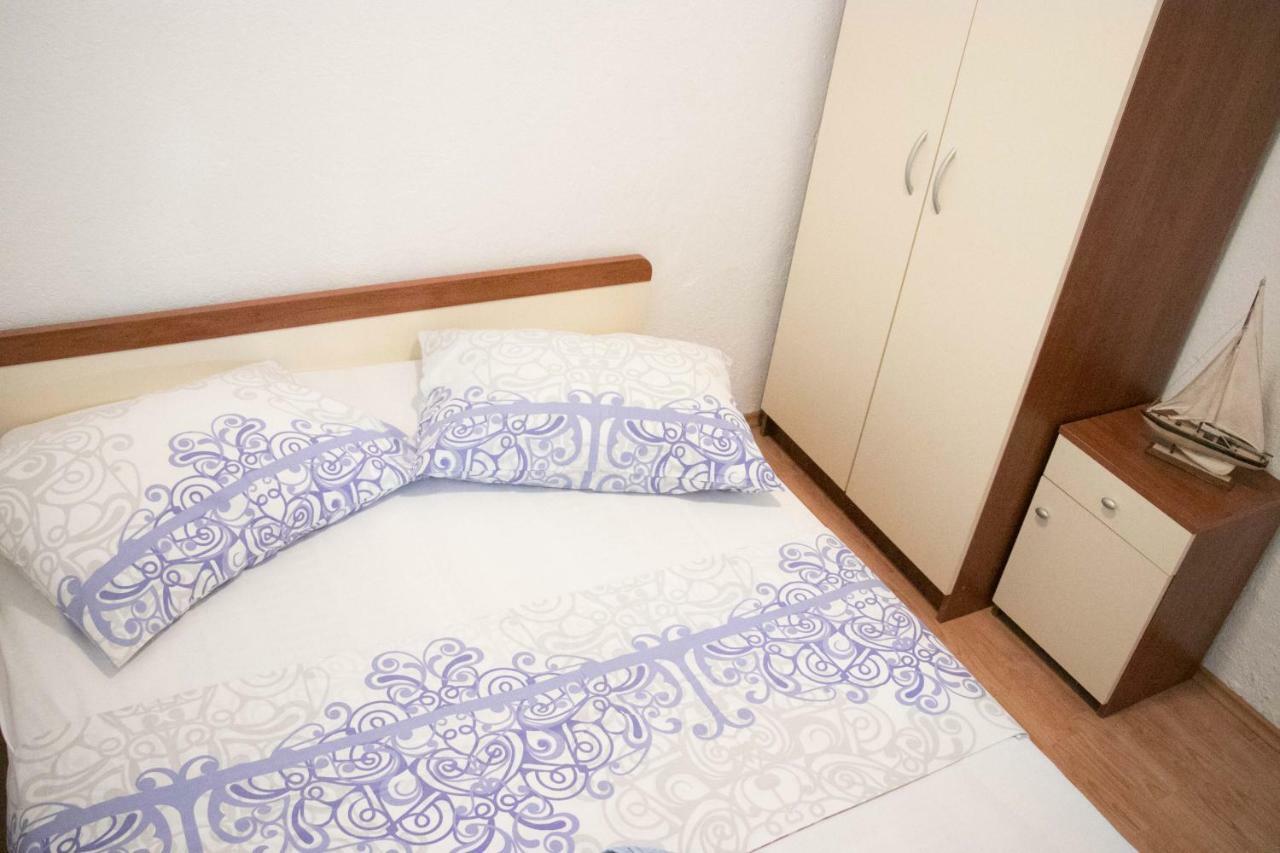 Apartment Lorena Sevid ภายนอก รูปภาพ