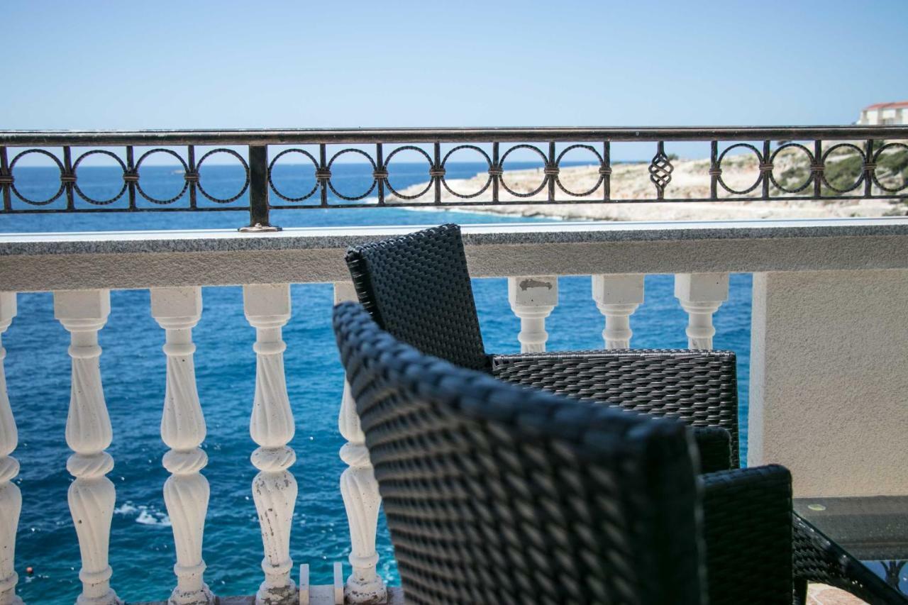 Apartment Lorena Sevid ภายนอก รูปภาพ